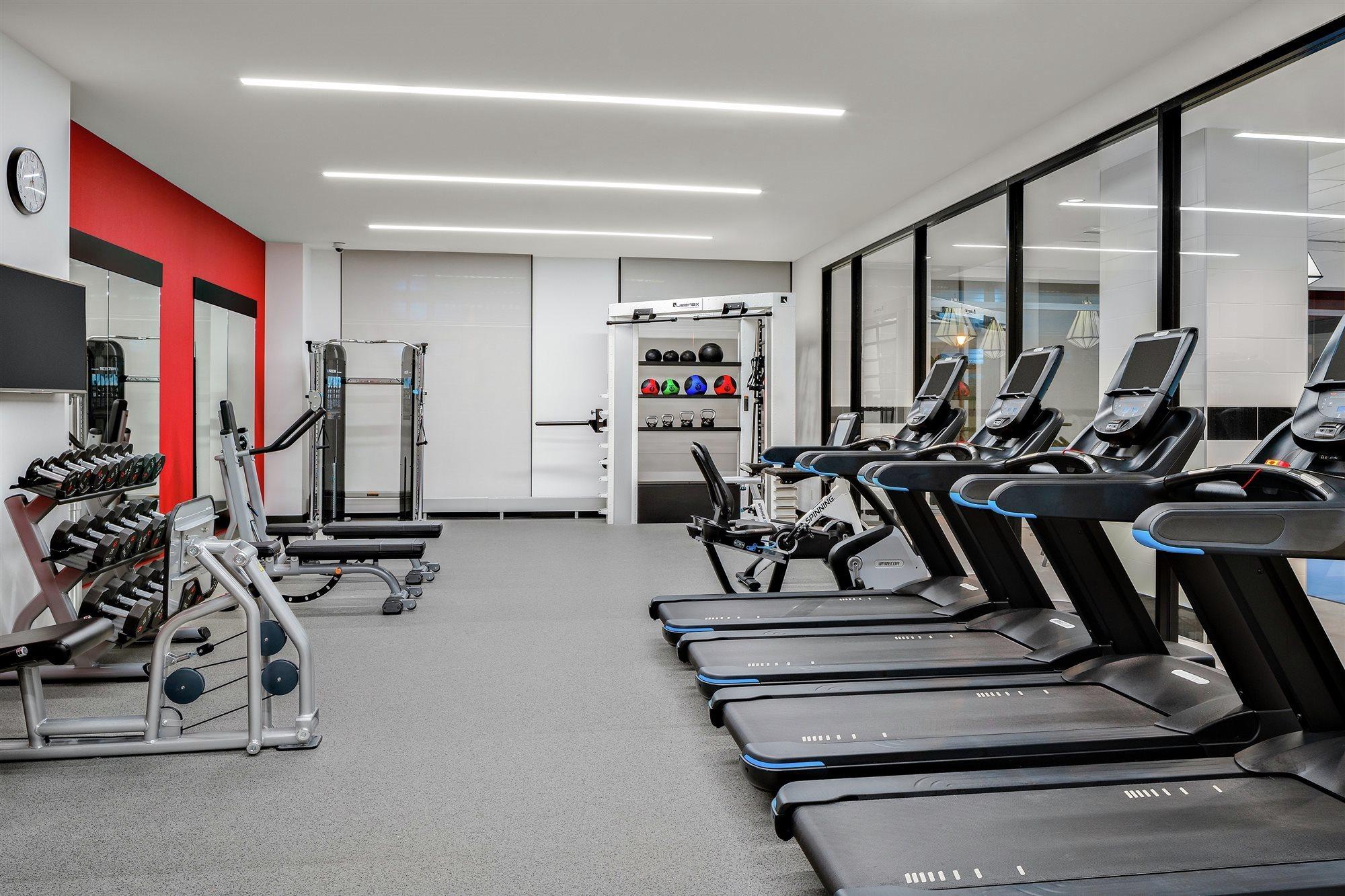 Hampton Inn Chicago Mccormick Place Экстерьер фото
