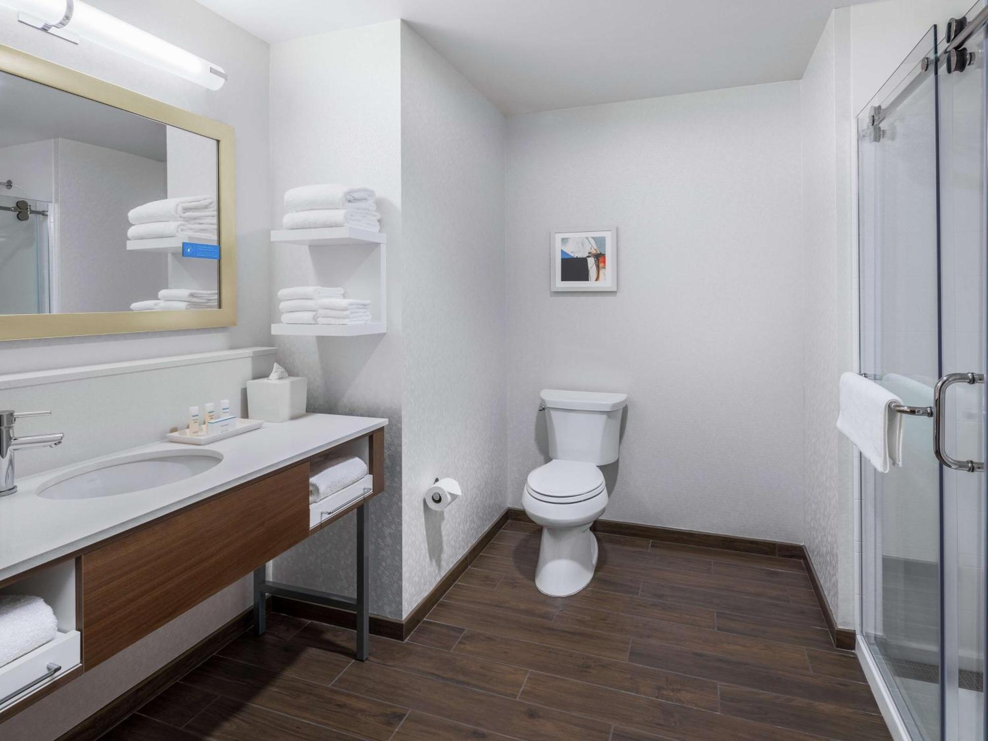 Hampton Inn Chicago Mccormick Place Экстерьер фото