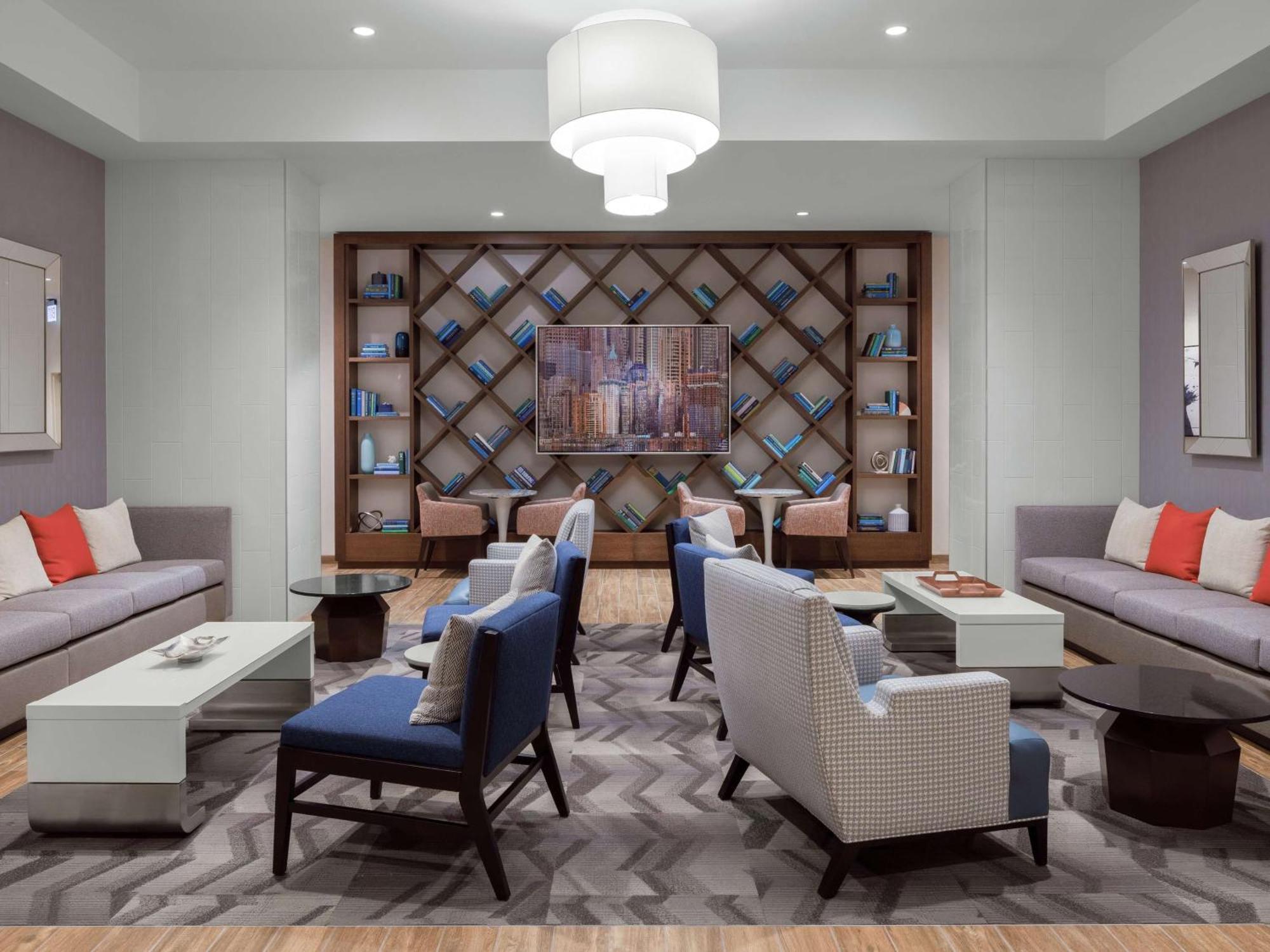 Hampton Inn Chicago Mccormick Place Экстерьер фото